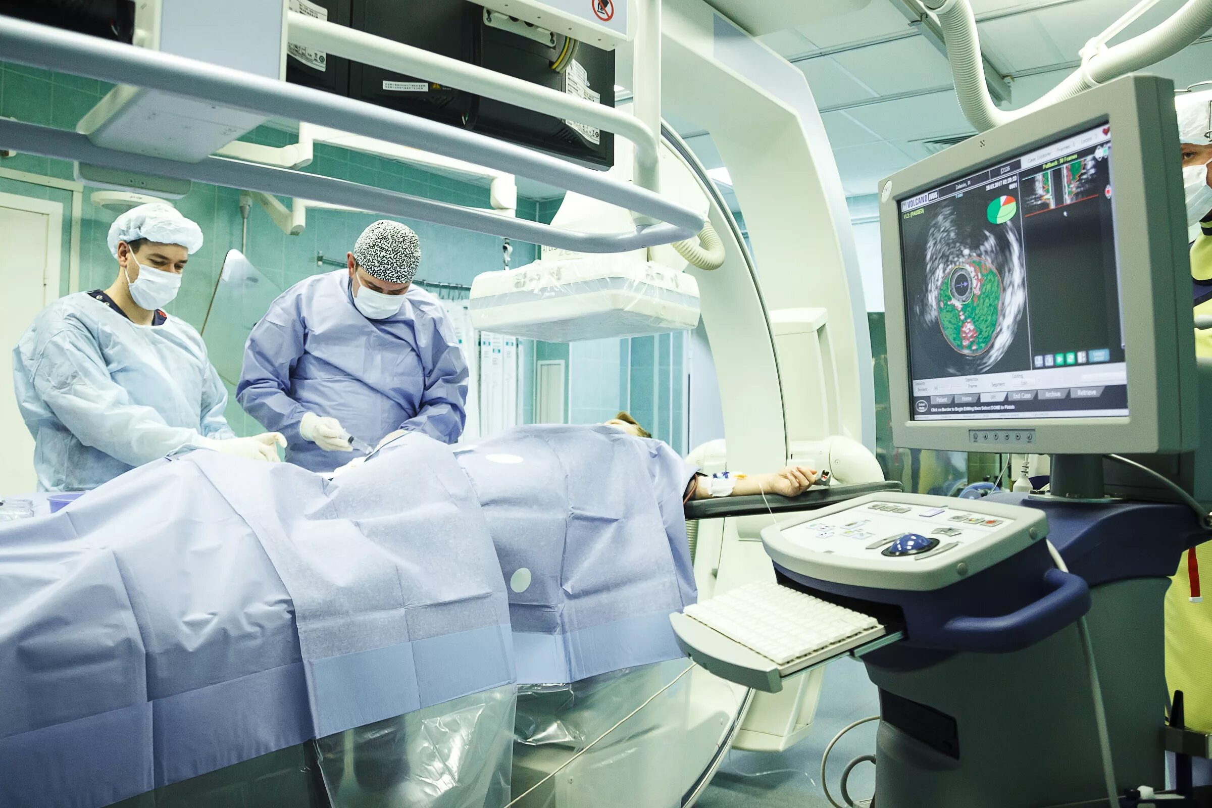 Евгений николаевич мешалкин кардиохирурги. Сцинтиграфия мешалкина. Подготовка к операции больных с пороками сердца. Мрт сердца аппарат. Кардиоцентр новосибирск мешалкина.