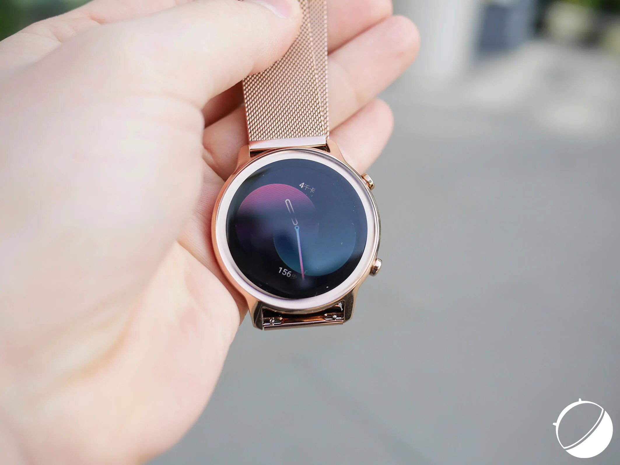 Honor magic 42mm. Смарт-часы Honor MAGICWATCH 2 Sakura Gold. Honor MAGICWATCH 2 42 мм персиковый. Хонор Сакура смарт часы. Honor MAGICWATCH 2 42 мм персиковый розовый ремешки.