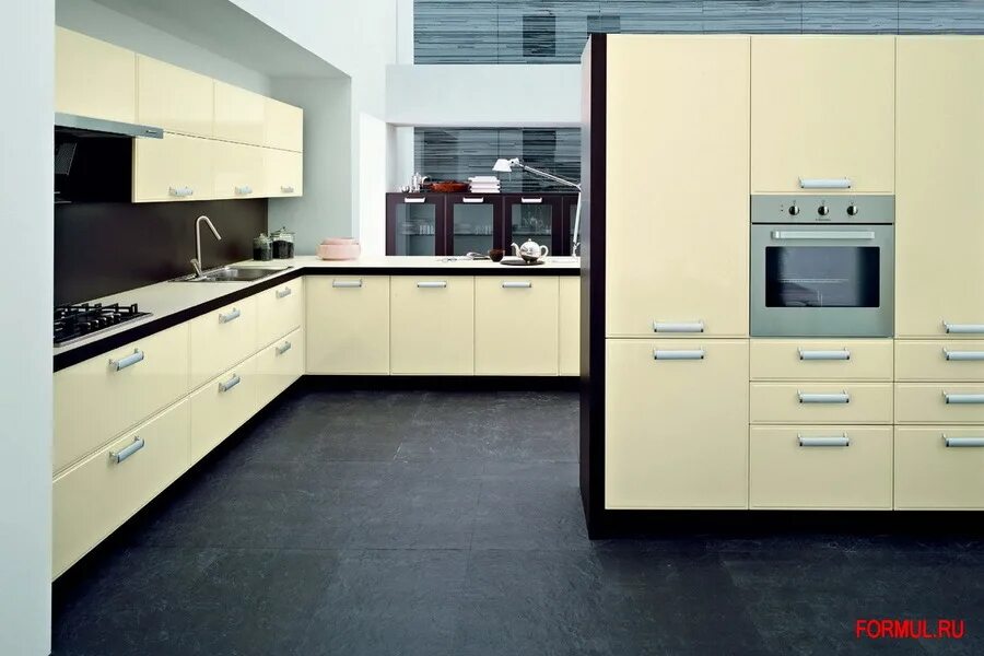 Modernise your kitchen with elegant vinyl and foil wrapped doors. Available in a