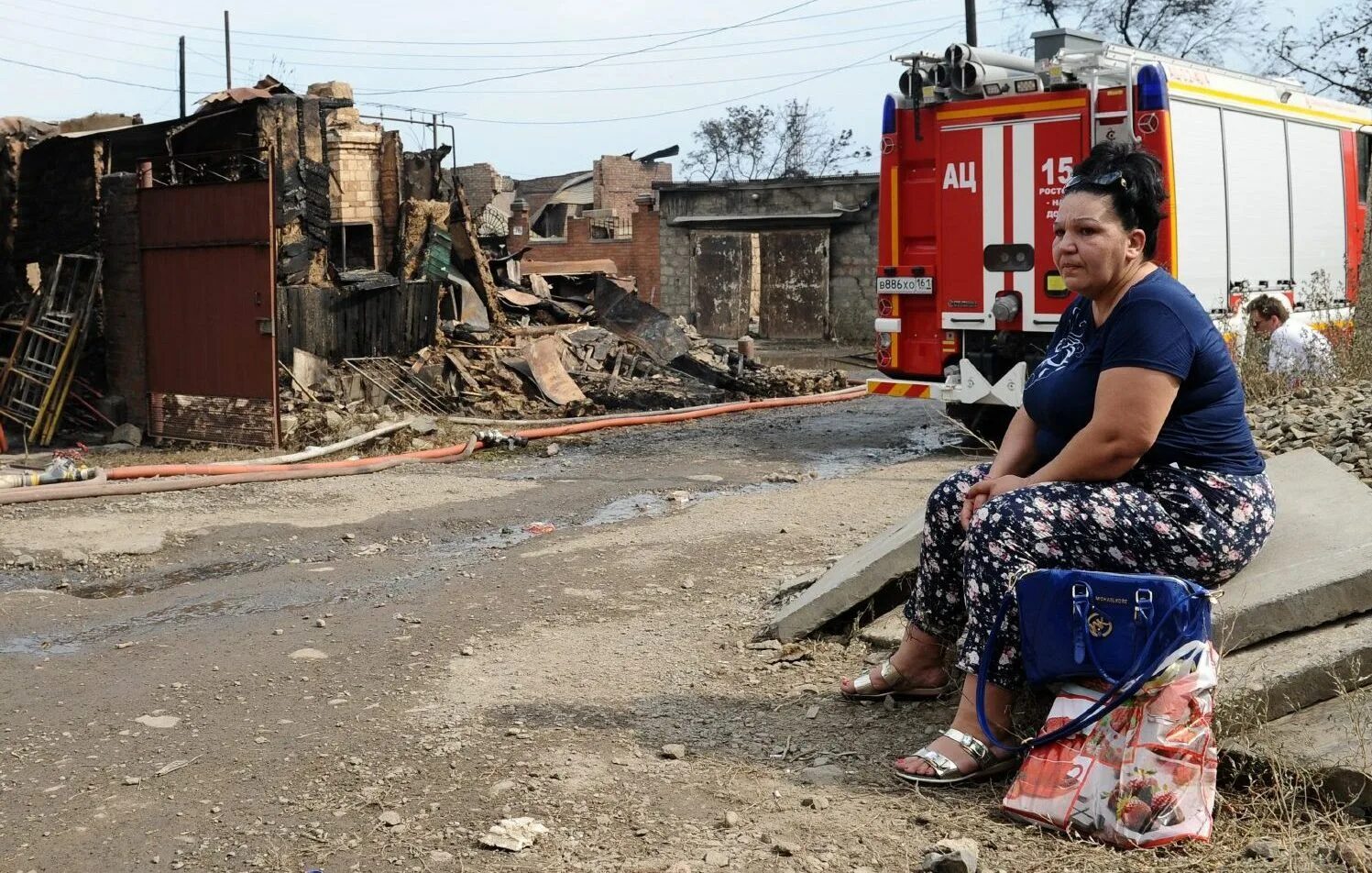 Погорелец или. Fire house. Погорельцы игнатьевы. Погорельцы игнатьевы. Погорельцы.