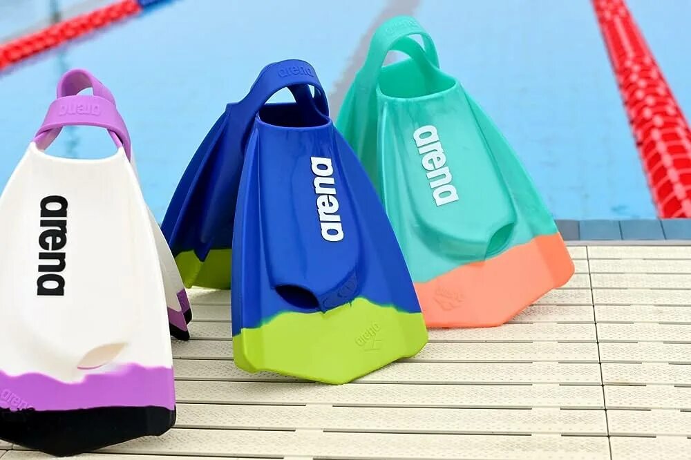 Arena racing. Arena Powerfin. Ласты speedo Breaststroke fins. Arena Powerfin Pro. Ласты Arena Powerfin купить радужные.