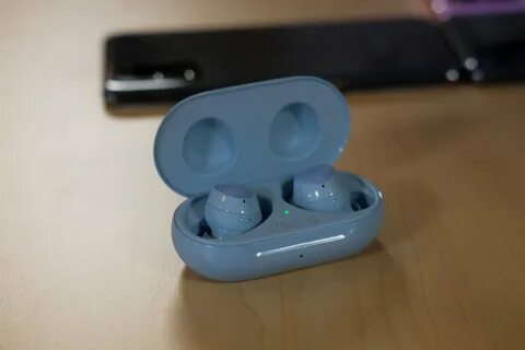 Buds 2 тихо играют
