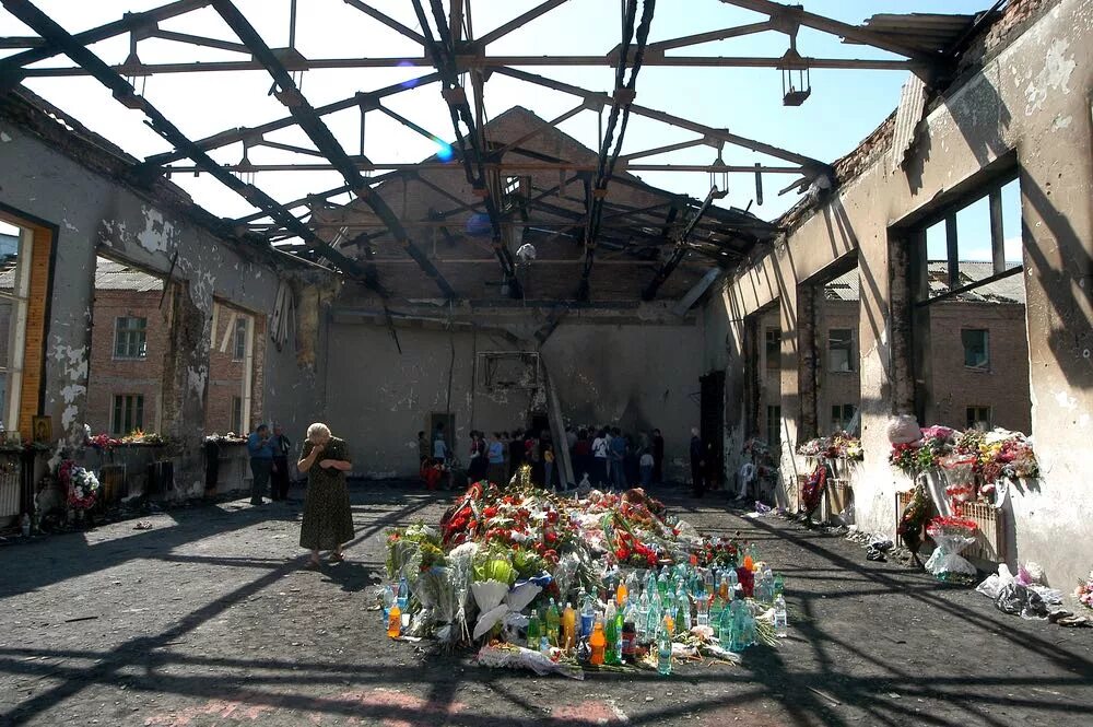 Школа в беслане 2004