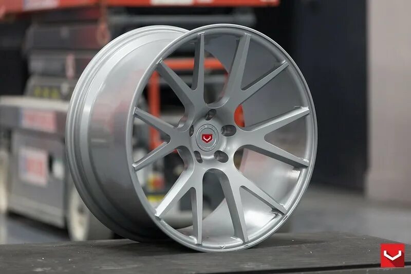 Диски vossen vps. Vossen vps 306 реплика r19. диски vps 306. vossen р18 fc417. диски воссен vps.