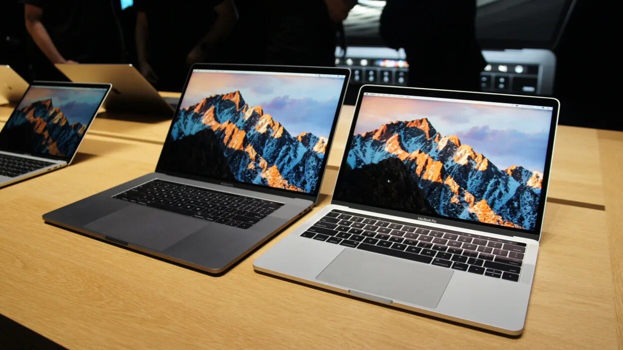 Air evolution code. Макбуки эволюция. эволюция macbook air. эволюция макбуков по годам. макбуки разного поколения.