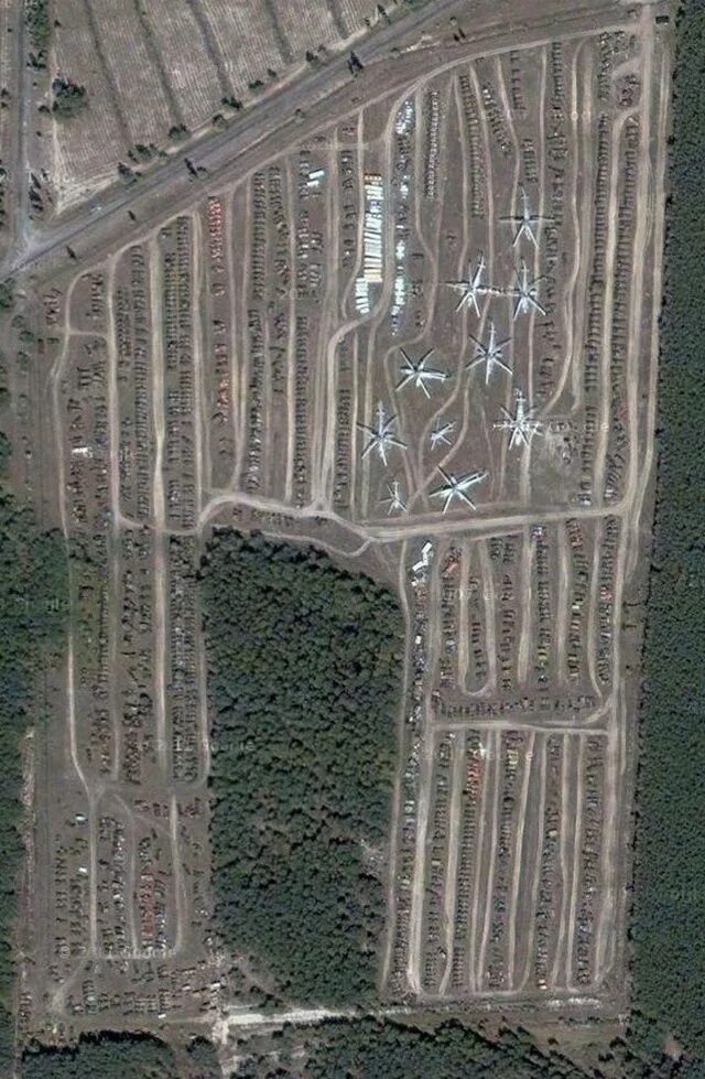 Карта кладбища техники. Рассоха кладбище техники. Чернобыль кладбище техники Рассоха. Кладбище зараженной техники Чернобыль. Кладбище техники Чернобыль со спутника.