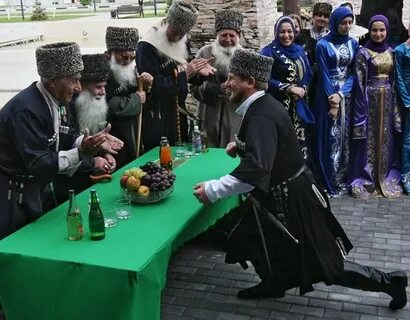 Уважение к старшим на северном кавказе встать