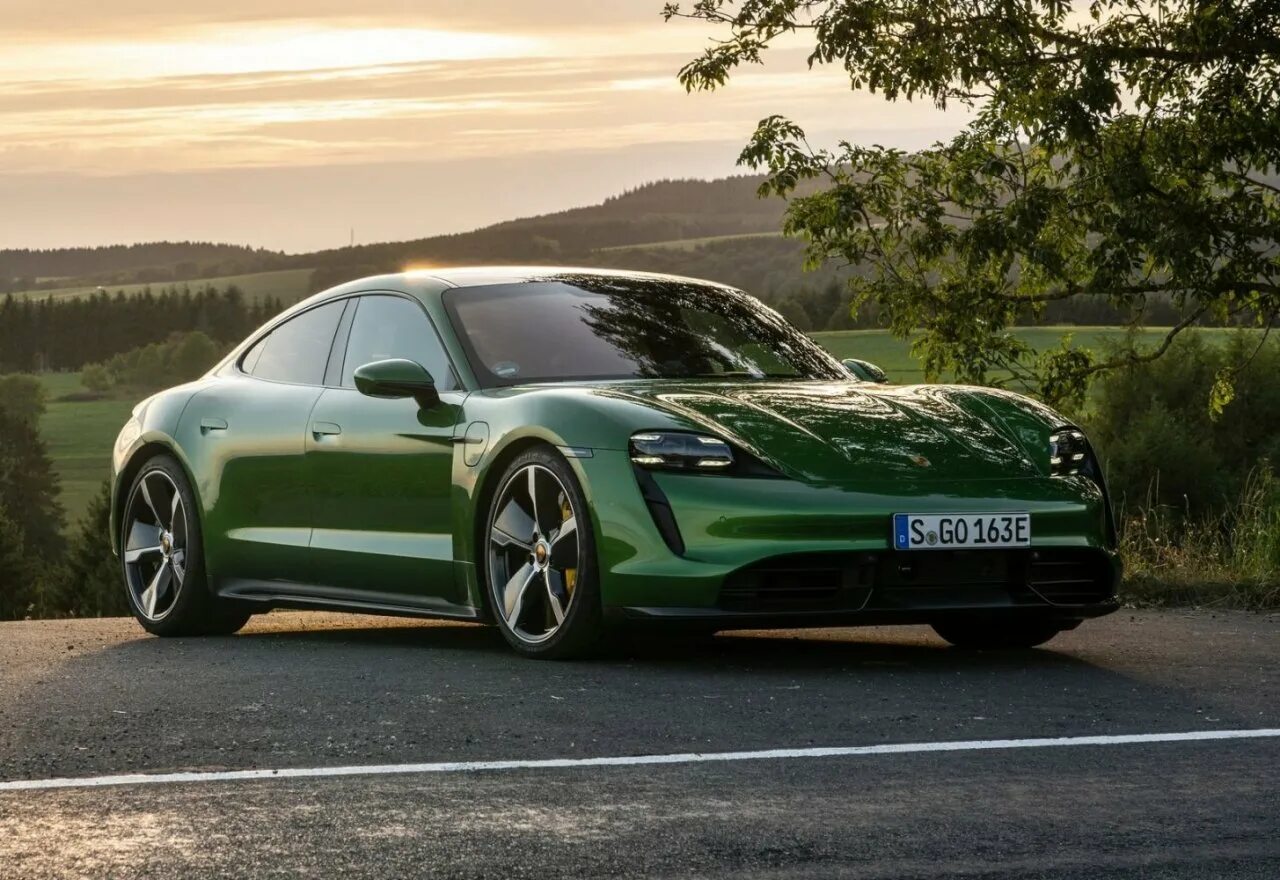 Zeekr taycan. Taycan porsche характеристики. Порше taycan 2020. 2020 porsche taycan turbo s. Порше taycan 2019.