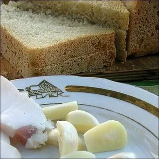 Хлеб и сало
