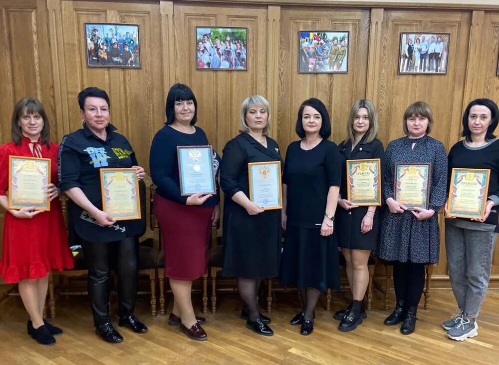 Василий клещенко летчик. Блокнот морозовск последние новости. Морозовский блокнот. Детский приют морозовск младенец. Блокнот морозовск последние новости.