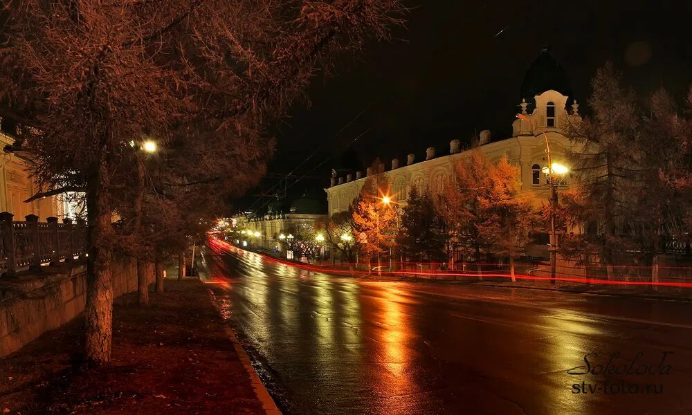 Ночная калуга. Калуга ночная лето. Ночной омск. Ночная калуга. Калуга вечером город.