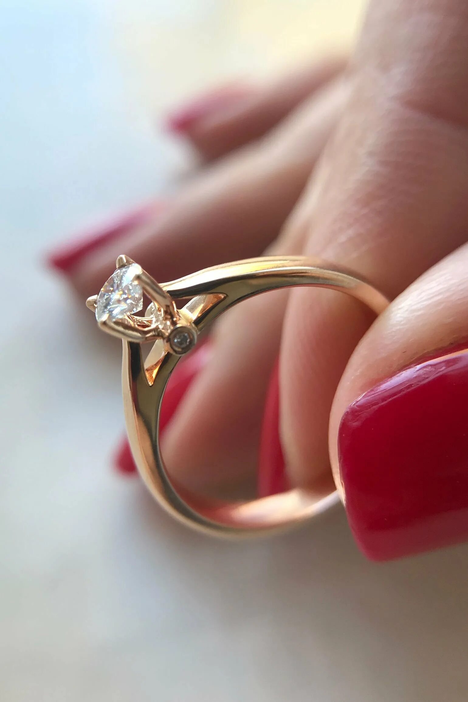 Кольца на свадьбу. Коль славен наш господь в сионе текст. Находка район золотари на карте. Зернышки в курином яйце. 2 коль.