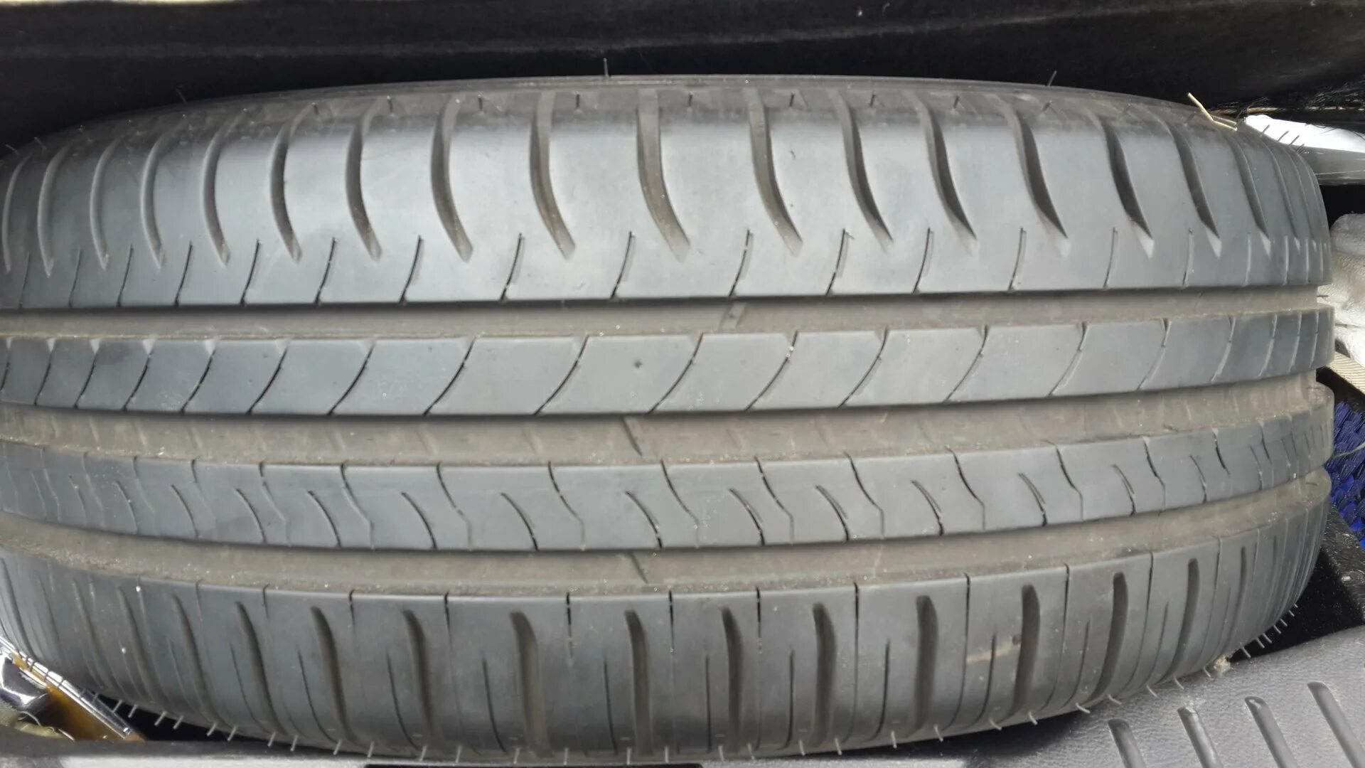 Резина michelin energy saver. Michelin Energy Saver 205/55 r15. Michelin Energy Saver 205/60 r16. Michelin Energy Saver 195/55 r16. Мишлен Энерджи 205/65/16 лето.