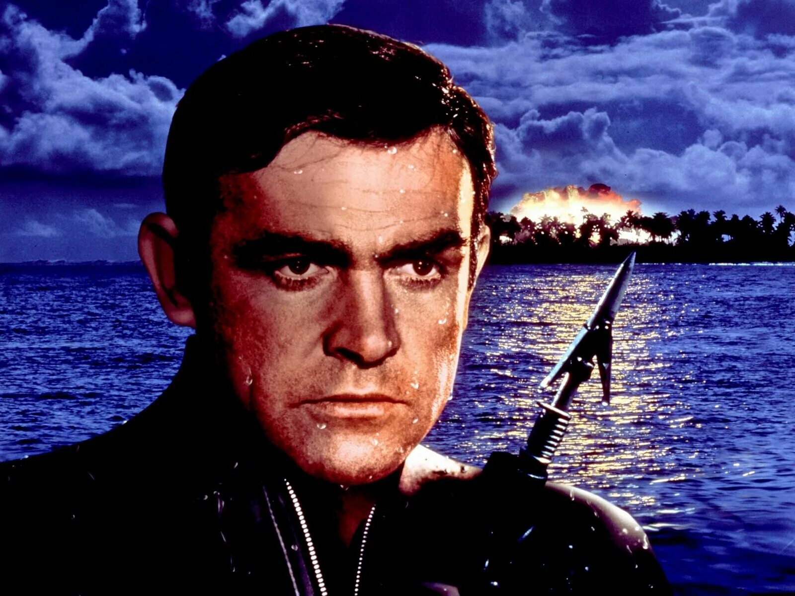 Шаровая молния 1965 лучана палуцци. Джеймс бонд 1965. Шаровая молния бонд 1965. Бонд шаровая молния. Бонд шаровая молния.