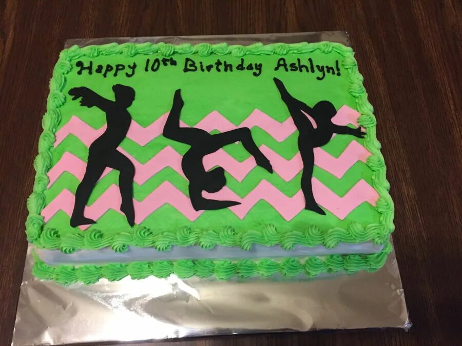 Торт с гимнасткой. Торт для спортсменки. Торт для гимнастки из крема. Торт художественная гимнастика на день рождения. Торт для гимнастки