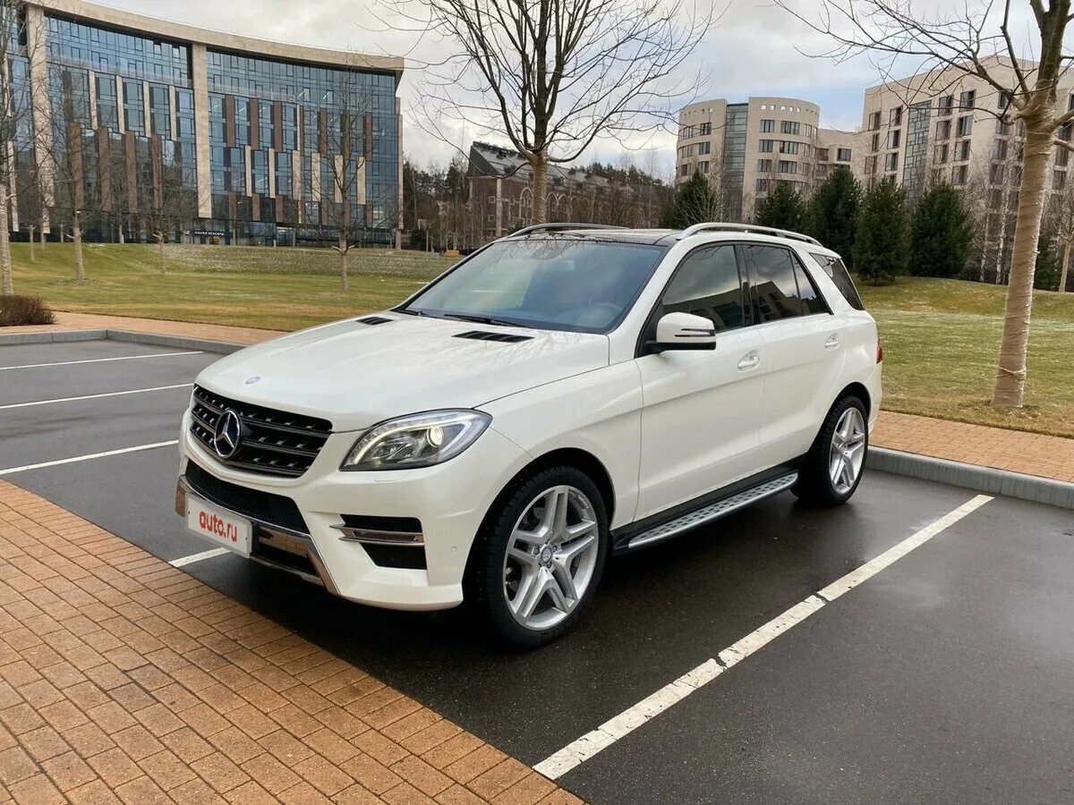 Мерседес м класса бу. Mercedes ml 166. mercedes benz ml 350 2014. mercedes 350d w166 белый. мерседес м класс w166.