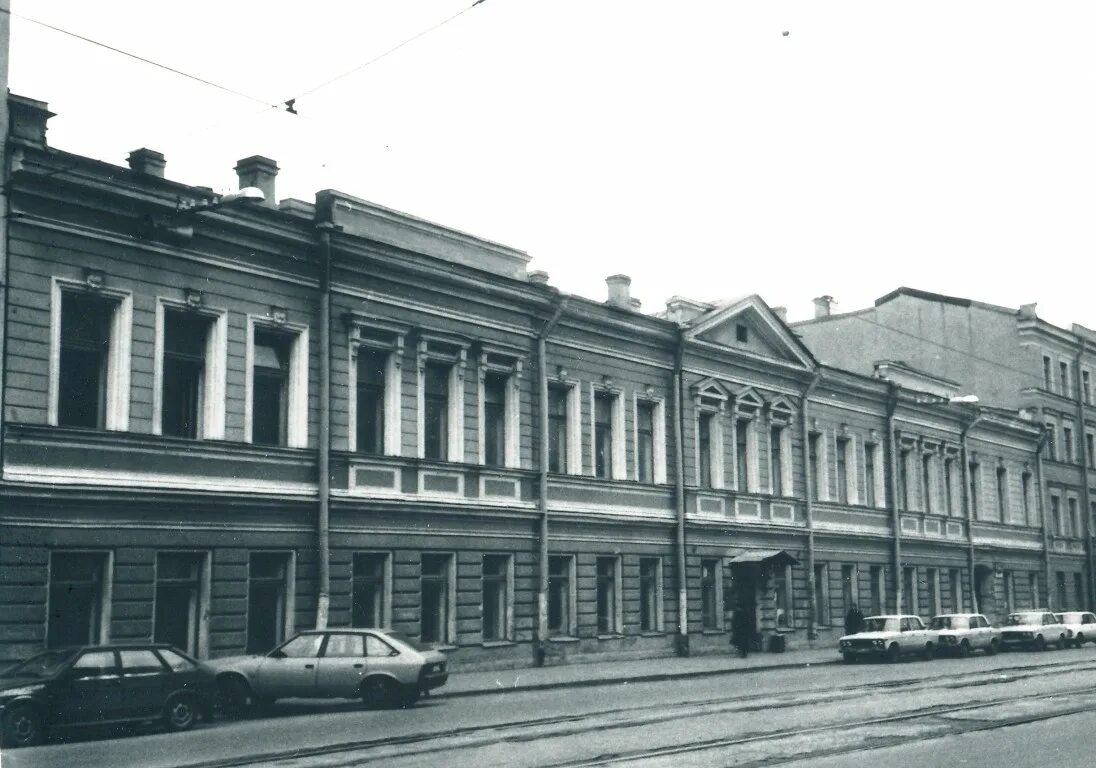 Детский дом. Сиротский дом санкт петербург-. Пндр 6 василеостровского района. Ддт калининского района. Ддт левобережный спб.