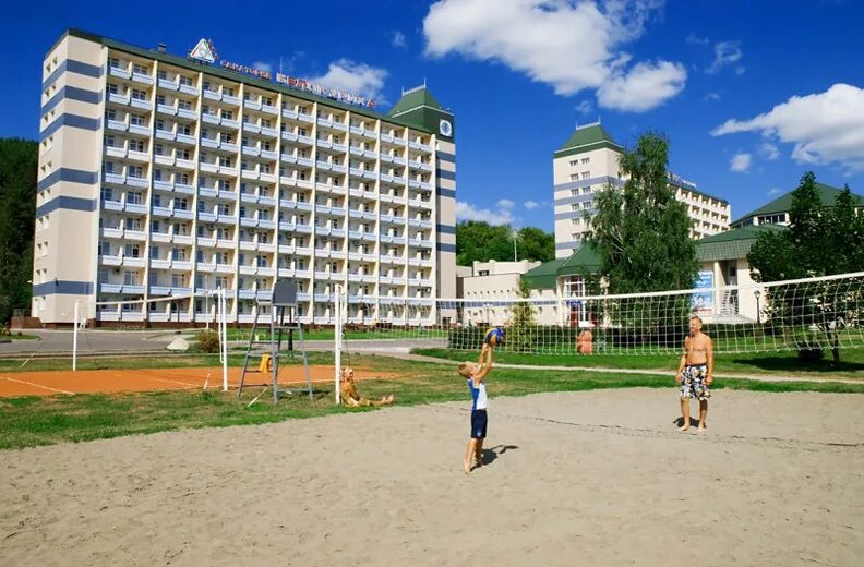 Детский санаторий белокуриха. Алтаи санаторий белокуриха (белокуриха). Белокуриха оздоровительная путевка. Сан белокуриха алтайский край. Курорты алтая с санаториями белокуриха.