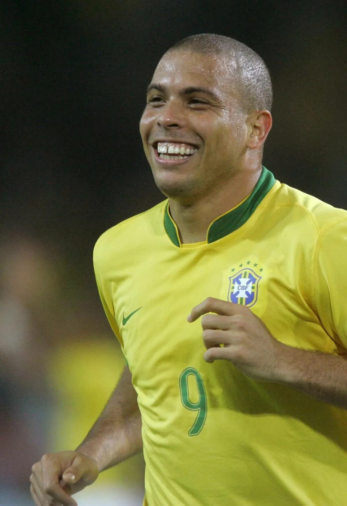 Зубастик роналдо 1994. Роналдо луис назарио де лима. Роналдо луис назарио де лима. Роналдо бразилец зубастик. Роналдо луис назарио де лима реал мадрид.