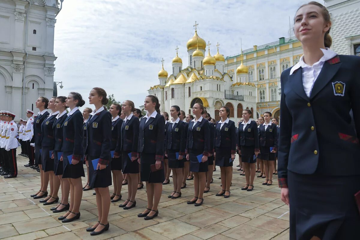 Московский кадетский корпус Пансион воспитанниц. Выпускной Пансион воспитанниц МО РФ. Кадетский корпус Министерства обороны для девочек в Санкт-Петербурге. Пансион благородных девиц в Москве.