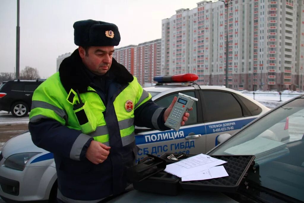 Гаи москва. Сайт гаи москвы. Дпс московская область. Ваз 2170 полиция москва. Машины дпс в москве.