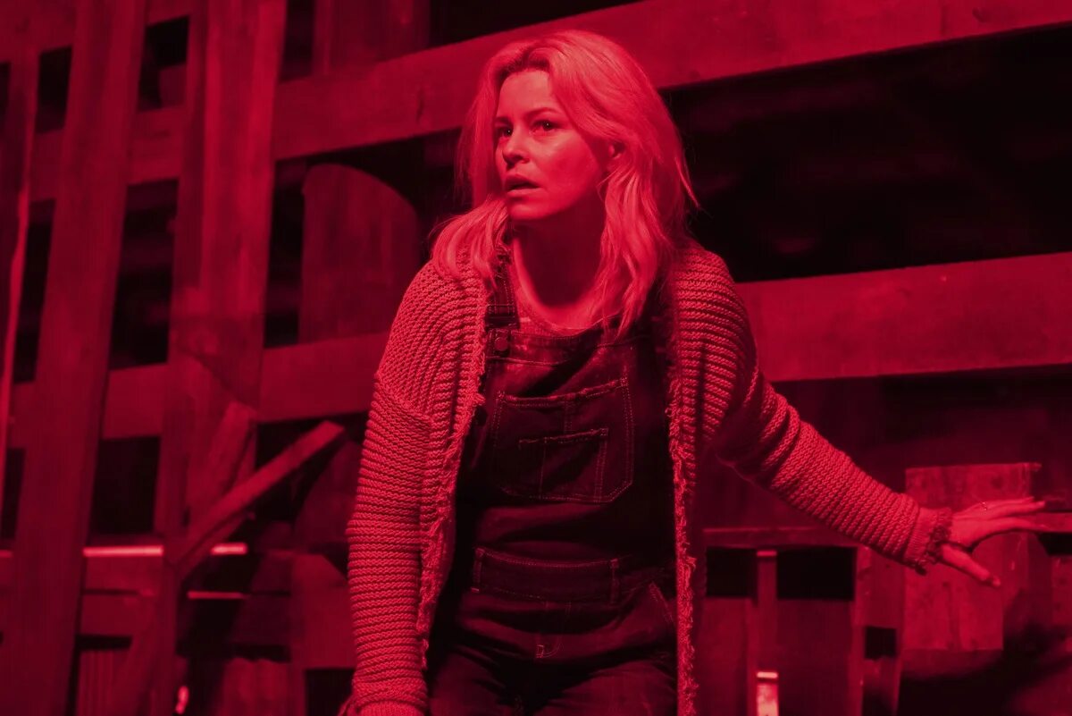 Гори гори ясно жизнь. Brightburn фильм 2019. гори гори ясно 2019. гори гори ясно brightburn 2019. гори, гори ясно фильм 2019 кадры.