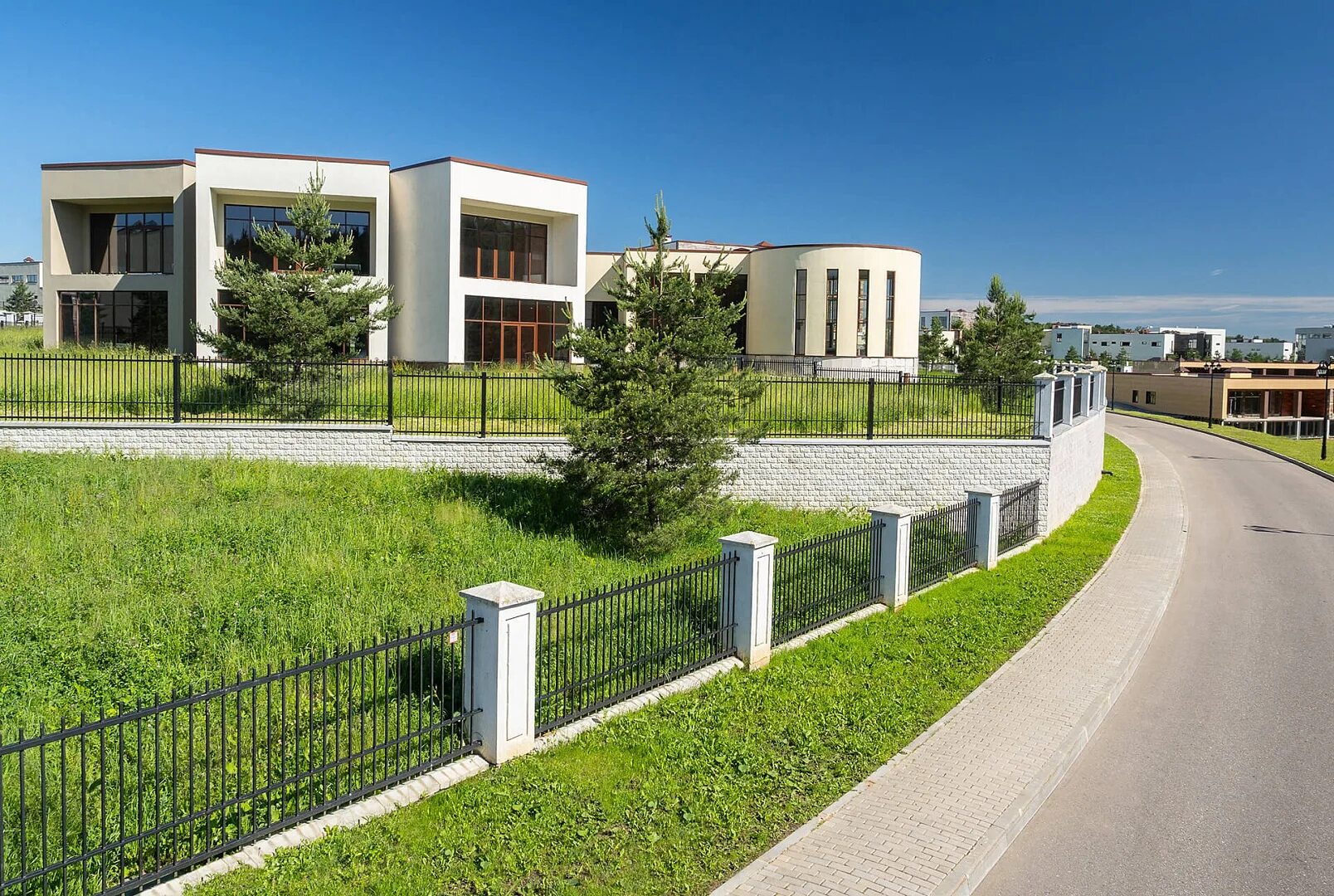 Девелопмент поселок. Кп берёзки river village. поселок березки рублево успенское шоссе. березки поселок галс. берёзки посёлок резиденции березки коттеджный.