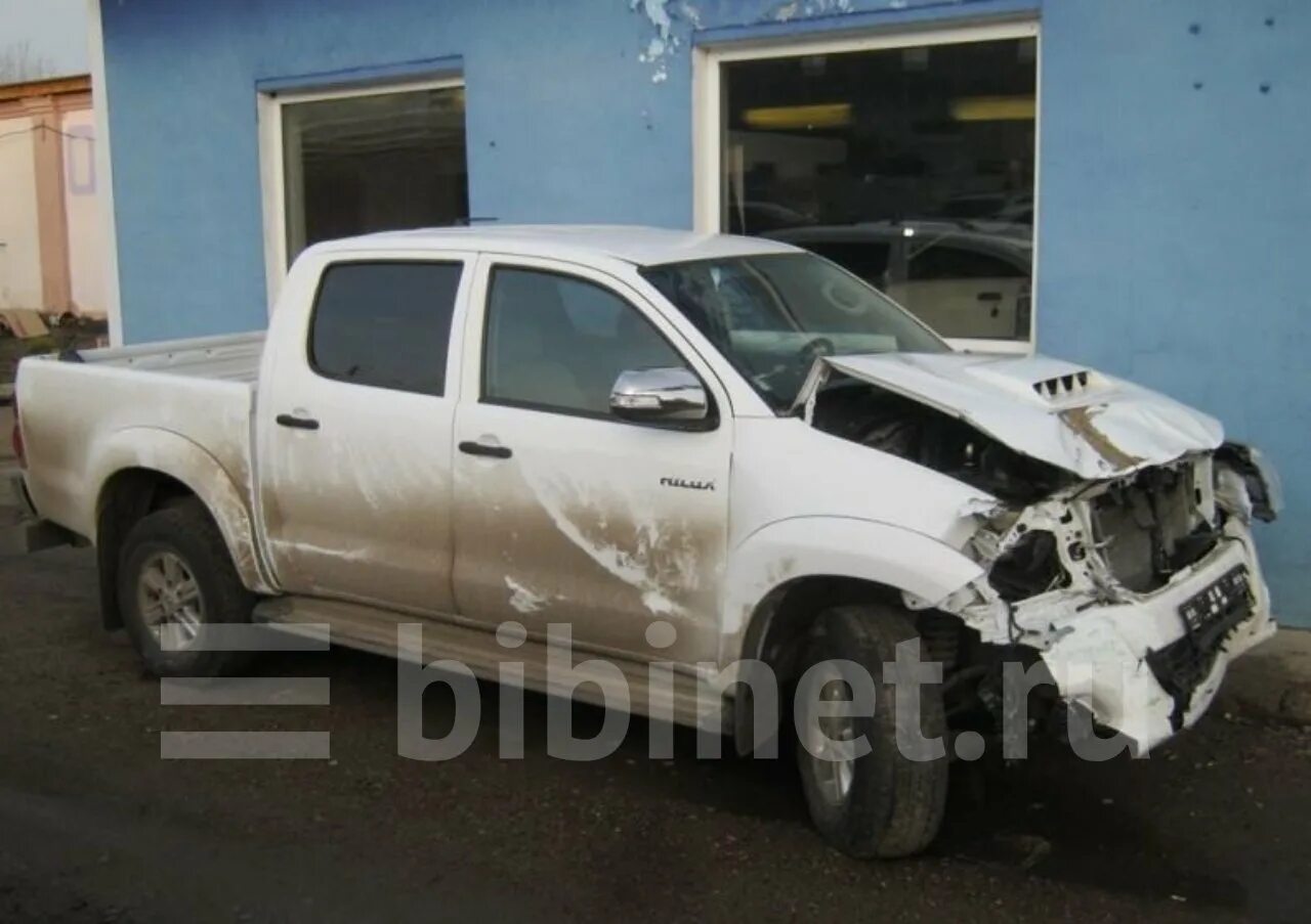 Битые хайлюкс. Toyota hilux kun25. разбор toyota hilux. запчасти тойота хайлюкс 2012. тойота хайлюкс 2013 разобранная морда.
