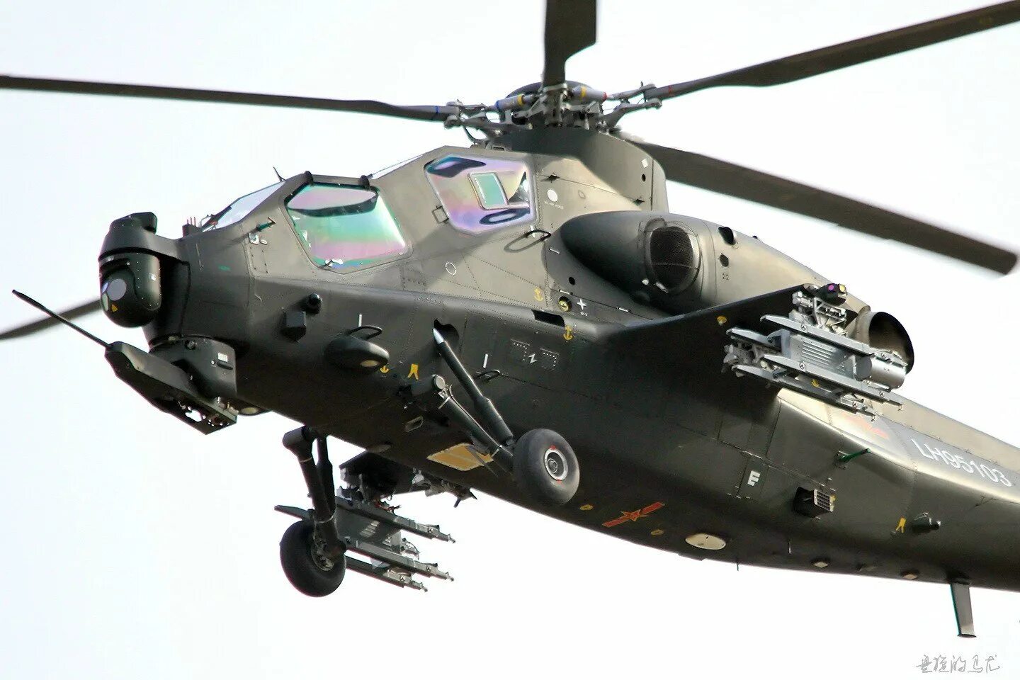 Лучший вертолет. Ударный вертолет caic wz-10. китайский ударный вертолет wz-10. китайский ударный вертолет z-10. китайский боевой вертолет z-10.