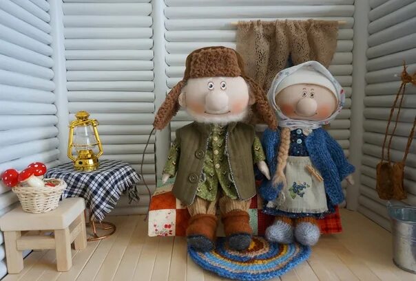 Бабушка и дедушка. Рядышком с дедушкой. Портреты пожилых людей. Бабушка рядышком с дедушкой. Бабка и дедка.