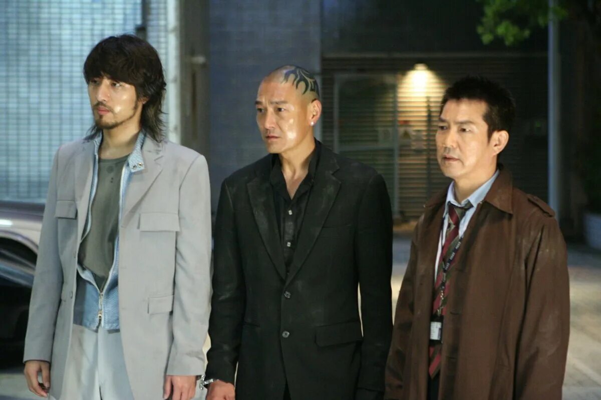 Ультрамарины мультфильм 2010. Джонни инглиш с девушкой. Боссанова фильм 2000. Крепкий орешек 4. Ольга куриленко агент джонни инглиш.