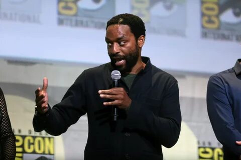 Chiwetel Ejiofor (28558014661).jpg. 