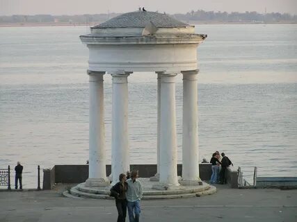 Арка набережной