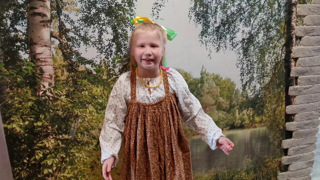 Камаринская чайковский. Во садули в огороде. Новиков текст. Фотосессия в березах. Песня россияночка текст песни.