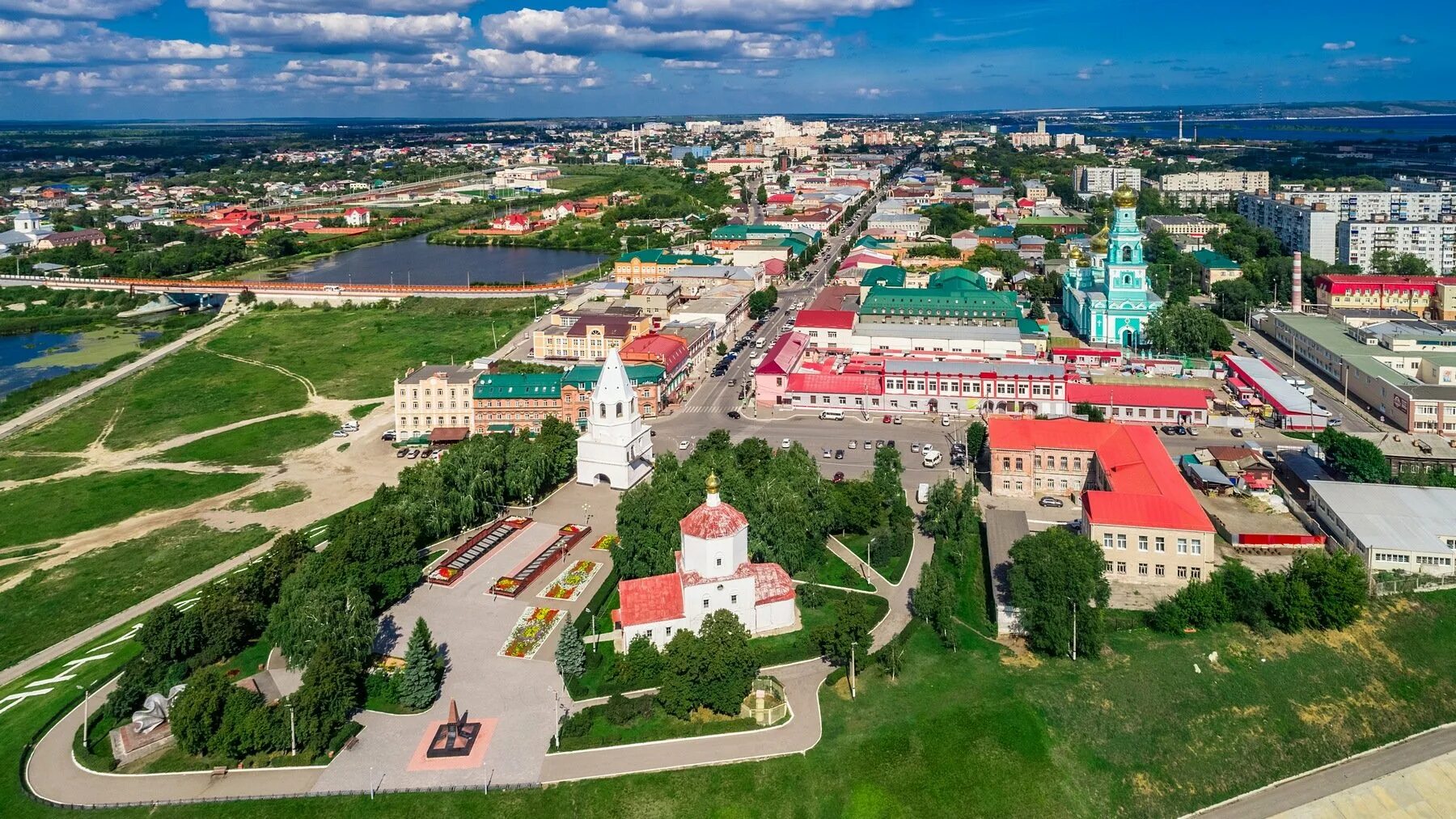 Сызрань с высоты птичьего полета. Сызранский кремль сызрань. Река волга сызрань. Сызрань i самарская область. Ме самара.