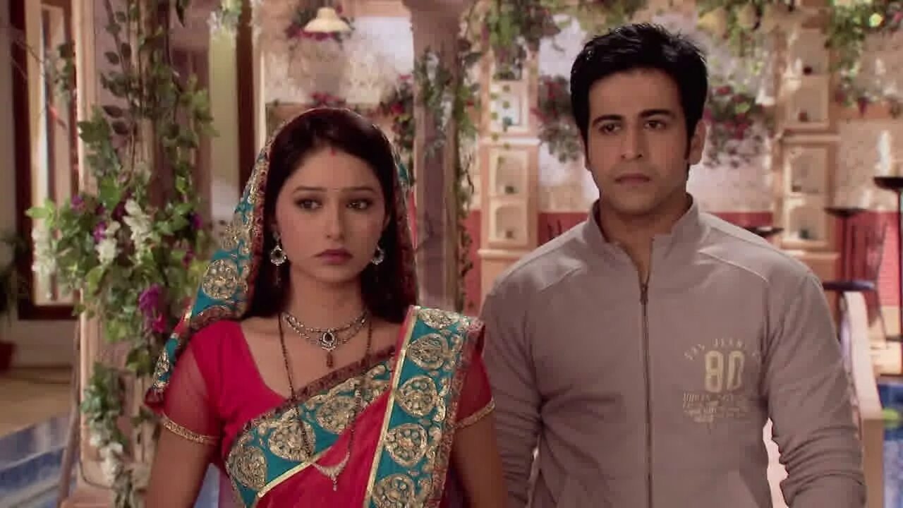 первая вторая свадьба или снова замуж. дочь розы сябитовой с максимом шевченко. первая вторая свадьба или снова замуж. равшана куркова замуж за первого встречного. дочь розы сябитовой.