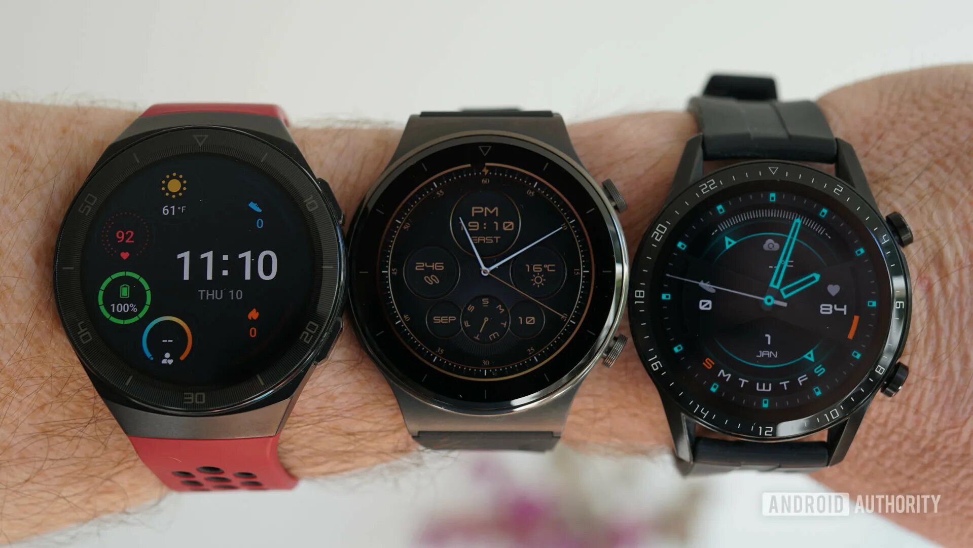 Huawei watch 3 vs gt 3. SMARTWATCH Huawei watch gt 2 Pro. Huawei watch gt 2 Classic vs Sport. Huawei watch gt3 Pro 46mm. Huawei watch 3 Pro Classic.