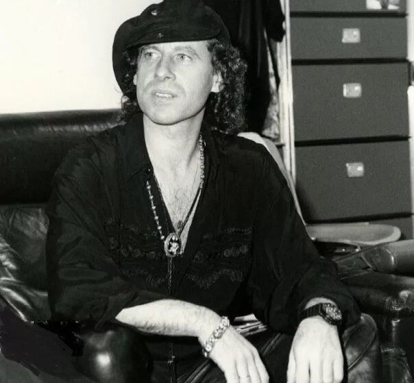 Pin af Shawna Bendov på scorpions