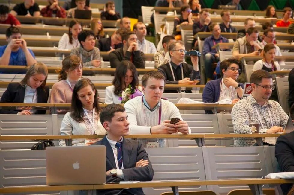 Международное управление интернетом. Управление интернетом. youth rigf. форум по управлению интернетом igf. управление интернетом йован курбалийя.