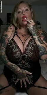 Missy Mia Hawthorn Nude OnlyFans Leaks.