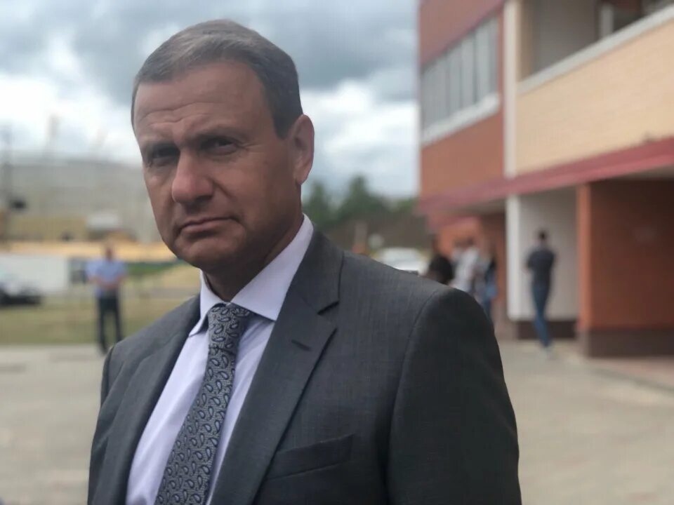 Фаворит директор. Директор фаворит белгород. Фаворит директор. Фаворит директор. Фаворит директор.