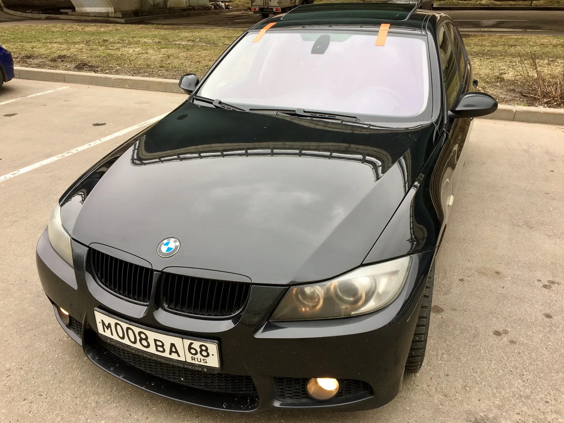 Атермальное лобовое стекло BMW e60. Лобовое стекло БМВ е90. Лобовое стекло BMW e90. E90 BMW лобовое.