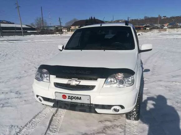 Chevrolet Niva 1. Шевроле Нива 1.7. Нива Шевроле 2021 белая. Шевроле Нива комплектации. Дром алтайский край шевроле