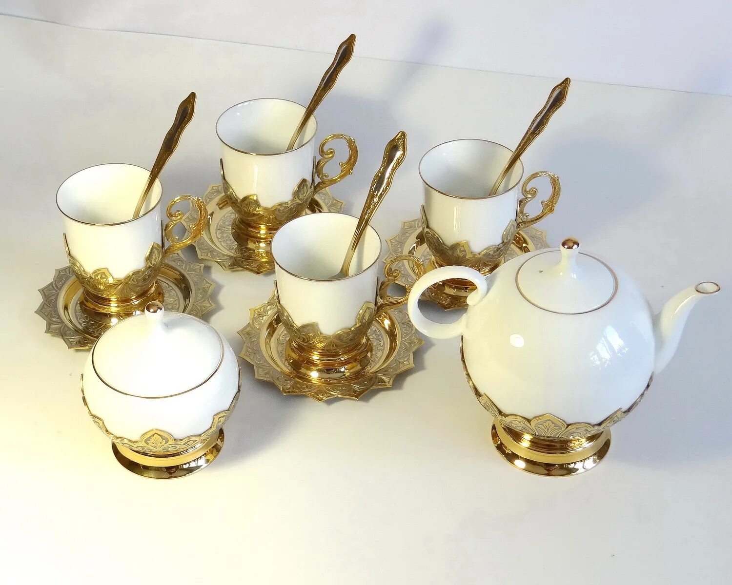 чайный набор на 6 персон ленарди. сервизы подарки. сервизы подарки. чайный сервиз magnifico. чайный сервиз в подарочной коробке.