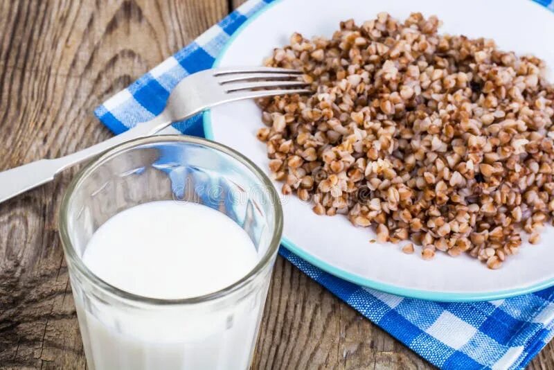 Гречка залитая кефиром eCookie.ru