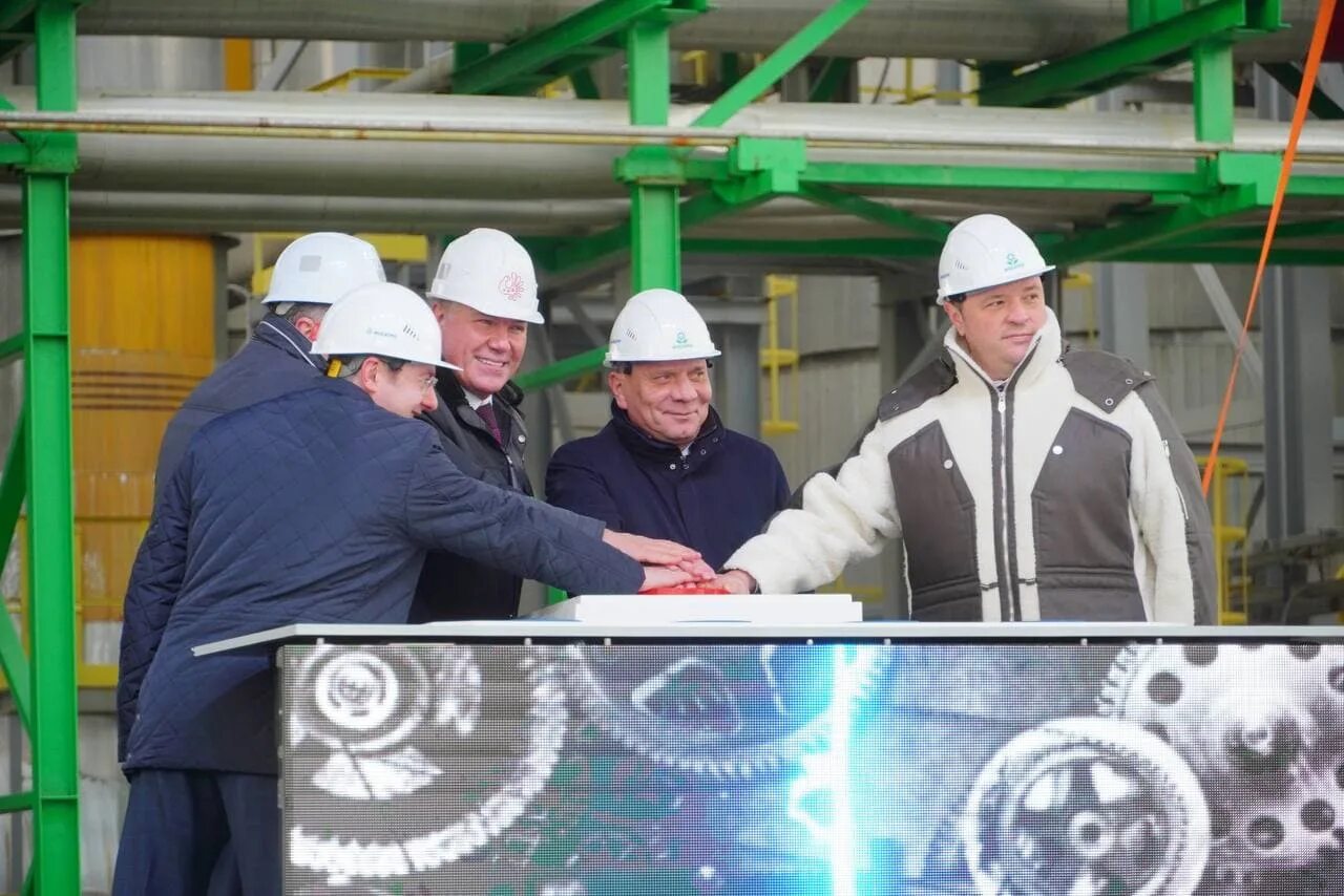 Бренды компании mondelez. Орак завод ворсино. Мясоперерабатывающий завод мираторг. Братья линники мираторг. Чье предприятие.