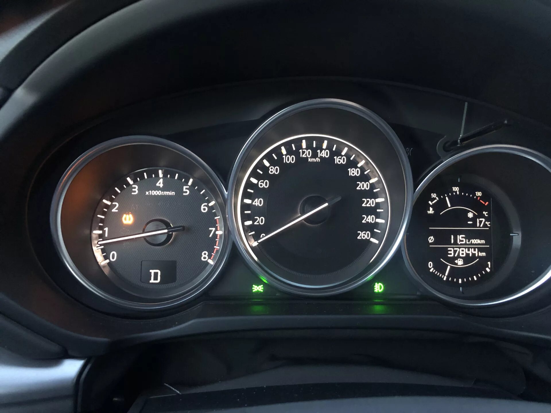 Mazda cx 5 горит. Mazda cx 5 горит