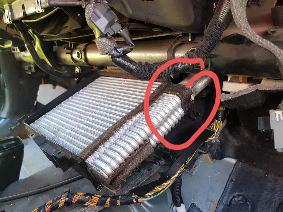 Как добраться до радиатора. Печка на вольво s40. volvo s40 ii печка. печка вольво с 40. замена радиатора печки вольво s40.