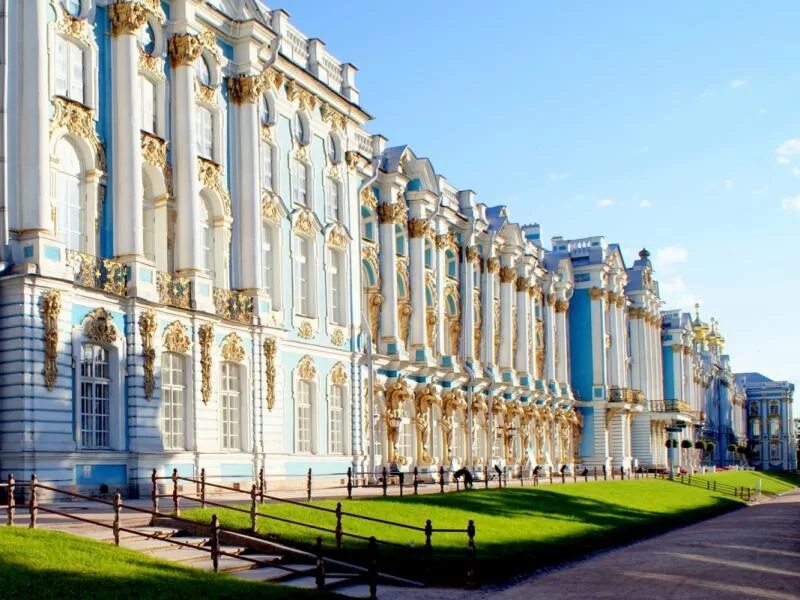 Растрелли архитектура екатерининский дворец. Большой екатерининский дворец в царском селе. Большой екатерининский дворец в царском селе растрелли. Екатерининский дворец растрелли. Екатерининский дворец в царском селе архитектор.