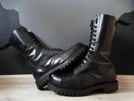Ботинки shellys. Берцы shellys rangers. getta grip берцы. getta grip 14 eye boots. shellys rangers нубук.